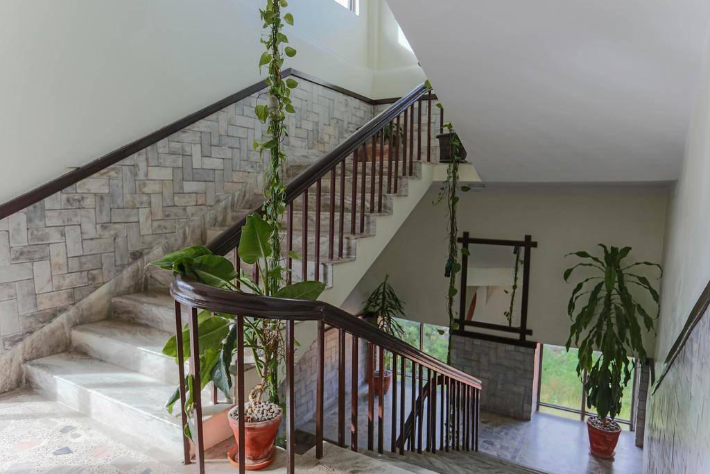 Hotel Peninsula Pokhara Exterior photo